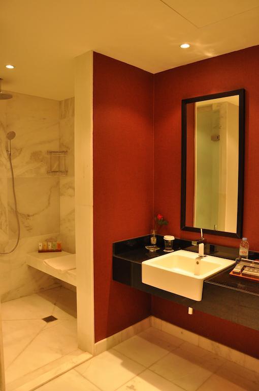 Hotel Grand Swiss Erbil Habitación foto