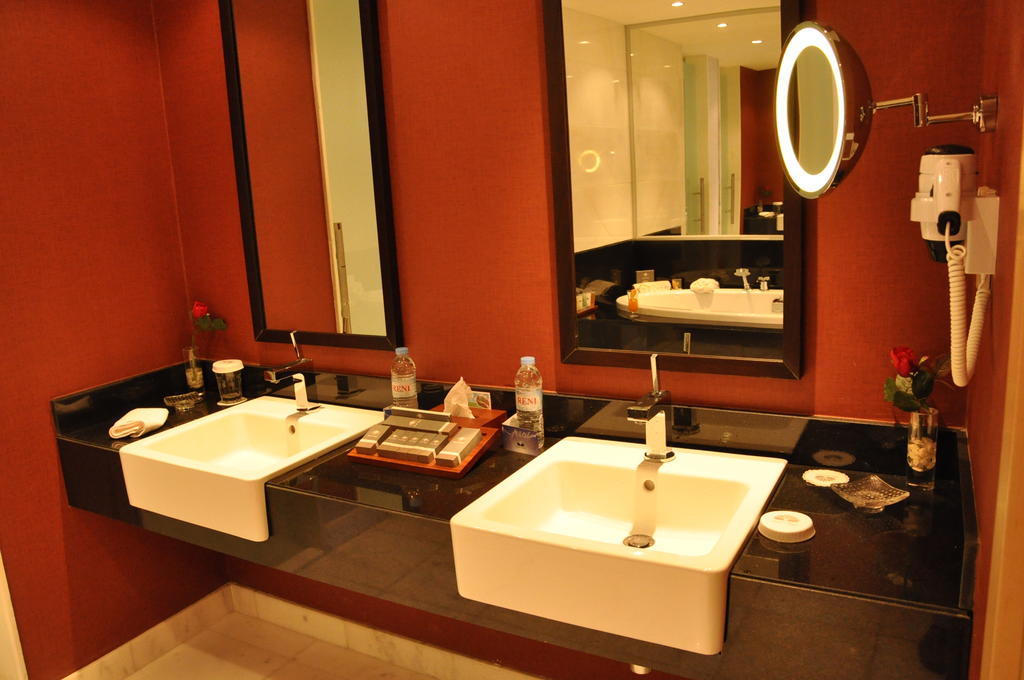 Hotel Grand Swiss Erbil Habitación foto